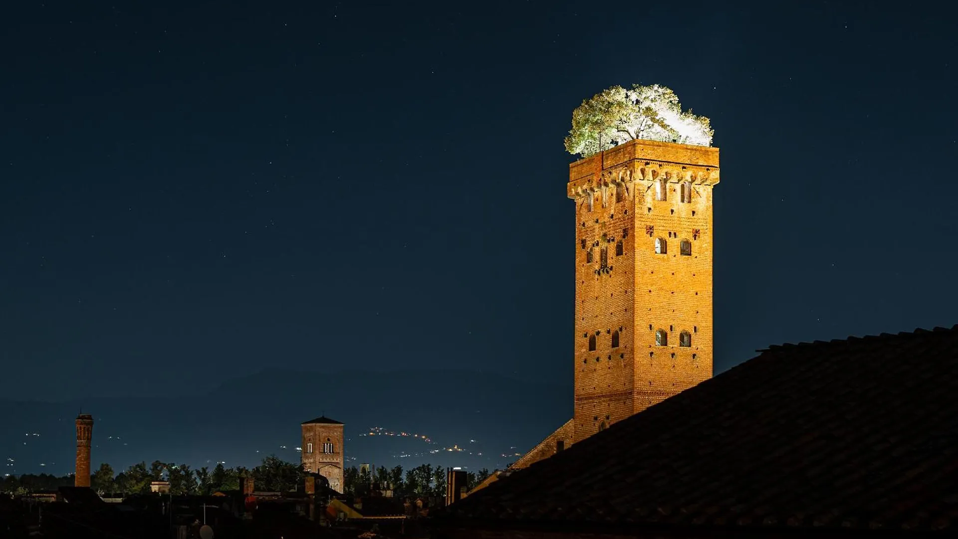 Residenza Altana Lucca contacts